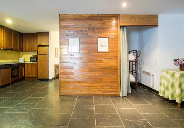 Apartamentos Linsoles Eriste Exterior foto